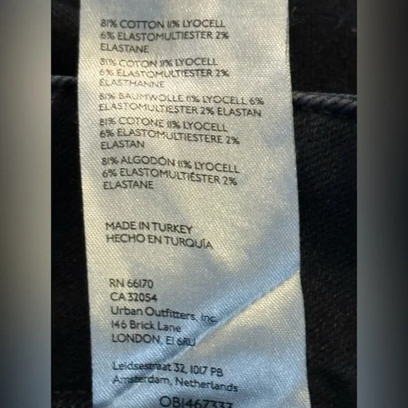 Pilcro Noir size 31 black stretch denim wide leg pants patch pockets - Picture 9 of 10